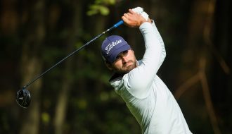Antoine Rozner bàng hoàng nhận ra mình giành được chức vô địch Golf in Dubai Championship thuộc European Tour