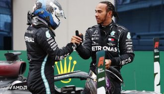 Hamilton cân sức với Schumacher sau khi đạt 7 cúp F1