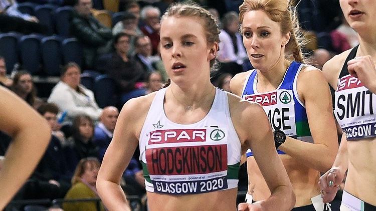 Keely Hodgkinson phá vỡ kỷ lục U20 thế giới với cự ly chạy 800m chỉ với 2 phút khi mới 18