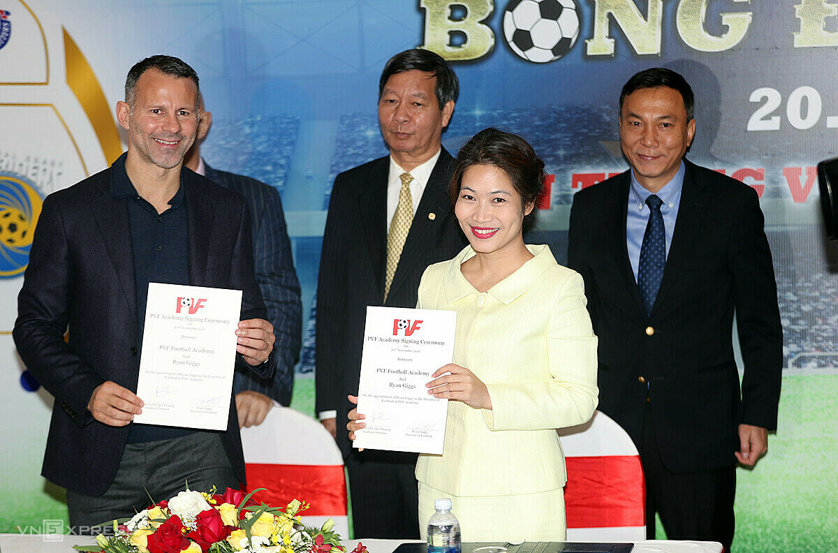 TrungTrung tâm đào tạo bóng đá trẻ đã được chuyển giao cho tập đoàn giáo dục Văn Lang quản lý